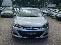 Gebraucht Opel Astra 101 PS (74 kW) 2013 Silber Limousine