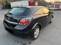Gebraucht Opel Astra 90 PS (66 kW) 2009 Schwarz Kleinwagen