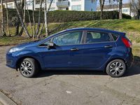 Gebraucht Ford Fiesta Ambiente 60 PS (44 kW) 2015 Blau Limousine