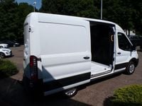 Używany Ford Transit Trend 131 KM (96 kW) 2022 Biały Minivan