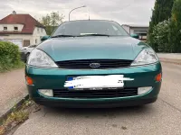 Gebraucht Ford Focus Ghia 100 PS (73 kW) 2001 Grün Kleinwagen