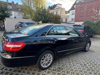 Gebraucht Mercedes E220 177 PS (130 kW) 2010 Schwarz Limousine