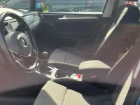 Gebraucht VW Golf VII 110 PS (80 kW) 2017 Blau Kleinwagen