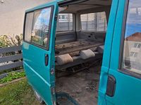 Second-hand VW Caravelle 102 CP (75 kW) 1998 Verde Van