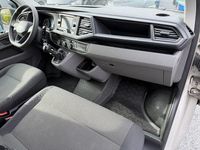 Gebraucht VW Transporter 110 PS (80 kW) 2021 Grau Van