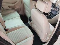 Gebraucht VW Passat Highline 150 PS (110 kW) 2015 Braun Kombi