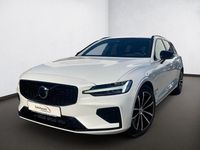 Gebraucht Volvo V60 Plus 455 PS (334 kW) 2024 Weiss crystal white pearl / Kombi
