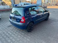 Gebraucht Renault Clio II 60 PS (44 kW) 2004 Blau Kleinwagen