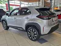 Gebraucht Toyota Yaris Cross Team 92 PS (67 kW) 2022 Shimmering silver SUV