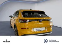 Gebraucht VW T-Roc Life 116 PS (85 kW) 2026 Gelb SUV