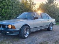 Second-hand BMW 745 252 CP (185 kW) 1978 Albastru Berlinǎ