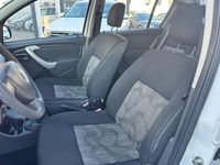 Gebraucht Dacia Sandero Basis 75 PS (55 kW) 2010 Weiß Kleinwagen