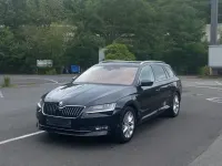Gebraucht Skoda Superb 190 PS (139 kW) 2017 Schwarz Kombi