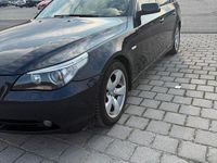 Gebraucht BMW 525 218 PS (160 kW) 2007 Blau Kleinwagen