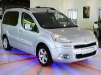 Gebraucht Peugeot Partner Tepee 120 PS (88 kW) 2012 Grau Van / Kleinbus