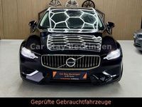 Gebraucht Volvo V60 Core 398 PS (292 kW) 2023 Schwarz Kombi