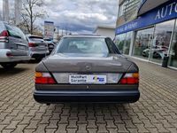gebraucht Mercedes E230 1.HD DT.FZG H-ZULASSUNG ROST+UNFALLFREI 1A