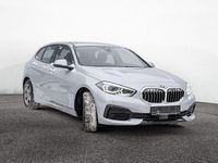Gebraucht BMW 118 Advantage 136 PS (100 kW) 2021 Glaciersilber Kleinwagen