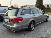 Gebraucht Mercedes E220 Avantgarde 170 PS (125 kW) 2014 Grau Limousine