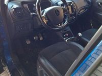 Second-hand Renault Captur Version S 150 CP (110 kW) 2018 Albastru SUV