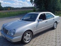 Gebraucht Mercedes E430 279 PS (205 kW) 1997 Silber Limousine