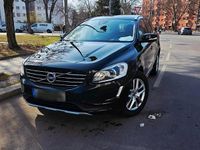 Second-hand Volvo XC60 220 CP (161 kW) 2017 Negru SUV