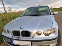 Second-hand BMW 318 143 CP (105 kW) 2003 Argintiu Berlinǎ