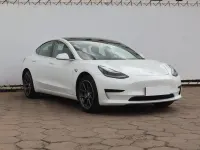 Gebraucht Tesla Model 3 225 kW (306 PS) 2019 Weiß Limousine