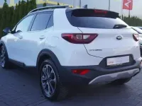 Gebraucht Kia Stonic 99 PS (72 kW) 2021 Weiß SUV