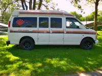 Second-hand Chevrolet Express 256 CP (188 kW) 2001 Alb Monovolum