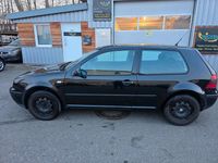 Gebraucht VW Golf IV 75 PS (55 kW) 2002 Schwarz Kleinwagen