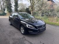Gebraucht Volvo V60 136 PS (100 kW) 2015 Schwarz Kombi