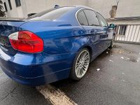 Gebraucht BMW 325 218 PS (160 kW) 2007 Blau Limousine