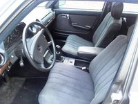Gebraucht Mercedes E230 136 PS (100 kW) 1985 Grau Kombi