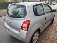 Gebraucht Renault Twingo 75 PS (55 kW) 2010 Silber Kleinwagen