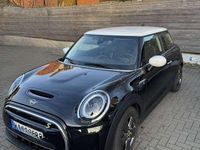 Gebraucht Mini Cooper SE Essential 135 kW (184 PS) 2022 Schwarz Kleinwagen