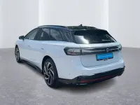 Gebraucht VW ID.7 Pro 210 kW (286 PS) 2025 Gletscherweiß metallic Kombi