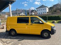Second-hand VW Transporter 84 CP (61 kW) 2013 Galben Van