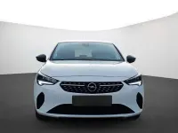 Używany Opel Corsa Elegance 75 KM (55 kW) 2023 Biały Sedan/Limuzyna