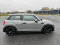 Gebraucht Mini Cooper Hatch 136 PS (100 kW) 2021 Grau Kleinwagen