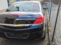 Gebraucht Opel Astra Cabriolet Edition 140 PS (102 kW) 2010 Schwarz Cabrio