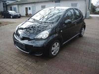 Gebraucht Toyota Aygo 68 PS (50 kW) 2010 Schwarz Kleinwagen
