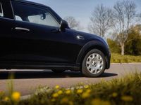 Gebraucht Mini Cooper Salt 75 PS (55 kW) 2016 Schwarz Kleinwagen