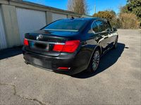 Gebraucht BMW 730 245 PS (180 kW) 2010 Schwarz Limousine