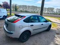 Second-hand Ford Focus 115 CP (84 kW) 2005 Argintiu Hatchback