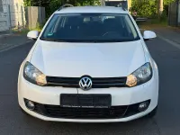 Gebraucht VW Golf VI 105 PS (77 kW) 2011 Weiß Kleinwagen