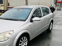 Gebraucht Opel Astra 105 PS (77 kW) 2007 Grau Kleinwagen