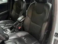 Gebraucht Volvo V40 Summum 114 PS (83 kW) 2012 Blau Kleinwagen