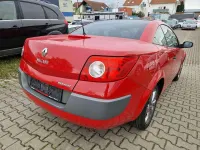 Gebraucht Renault Mégane Cabriolet Authentique 111 PS (81 kW) 2007 Hellrot Cabrio