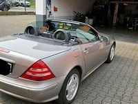 Second-hand Mercedes SLK200 163 CP (119 kW) 2003 Auriu Cabrio